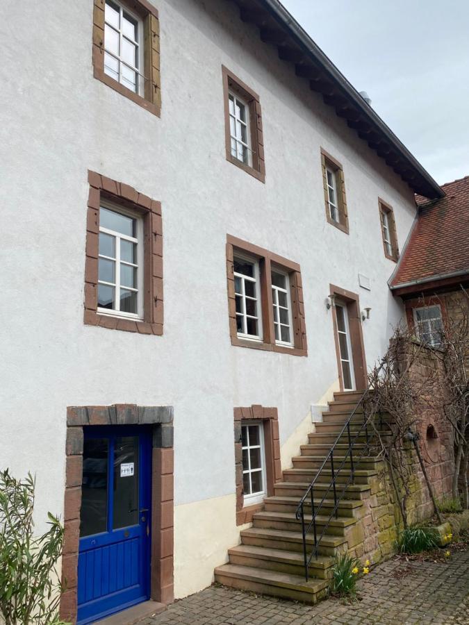 Bed and Breakfast Felsenmuehle Neuleiningen Екстер'єр фото