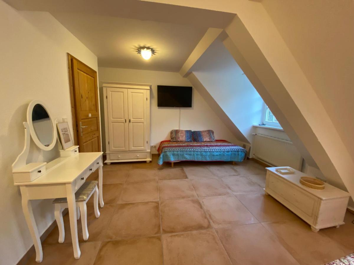 Bed and Breakfast Felsenmuehle Neuleiningen Екстер'єр фото