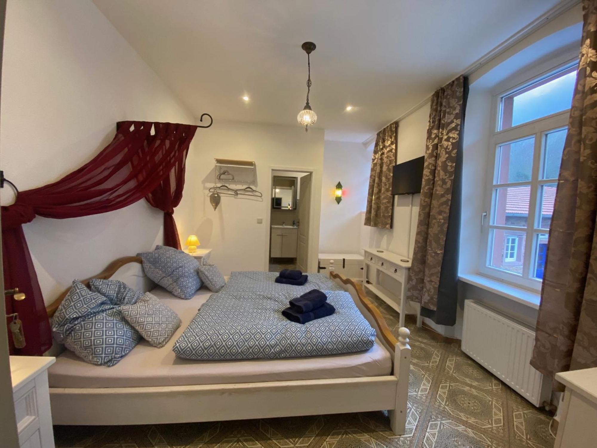 Bed and Breakfast Felsenmuehle Neuleiningen Екстер'єр фото