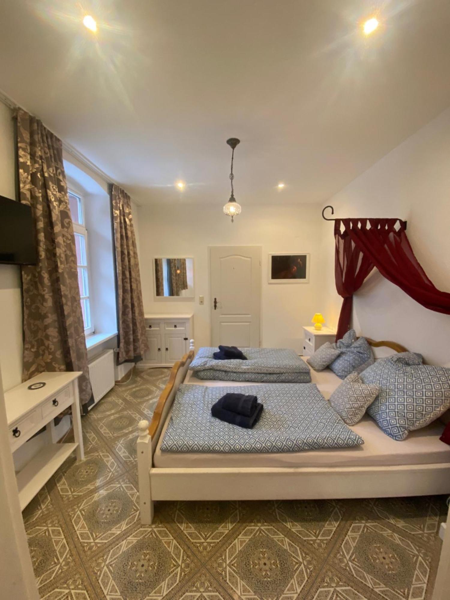 Bed and Breakfast Felsenmuehle Neuleiningen Екстер'єр фото